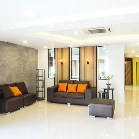 The Circle Hotel Buriram Exterior foto